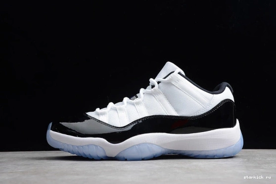 528895-153  528895-153 Retro Concord Jordan 11 Low 0802